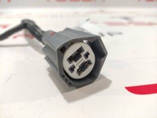 прочая запчасть, ориг. номер 1072447-82-A, 1036885-00-E, 1058358-03-C, Tesla Model X 2015-2021