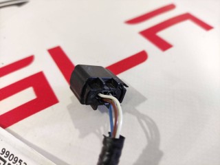 прочая запчасть, ориг. номер 1072447-82-A, 1036885-00-E, 1058358-03-C, Tesla Model S 2012-2016