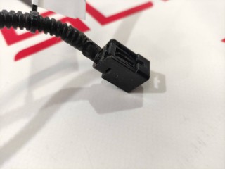 прочая запчасть, ориг. номер 1072447-82-A, 1036885-00-E, 1058358-03-C, Tesla Model X 2015-2021
