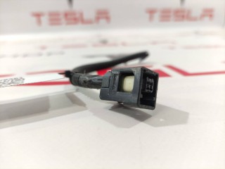 прочая запчасть, ориг. номер 1072447-82-A, 1036885-00-E, 1058358-03-C, Tesla Model X 2015-2021
