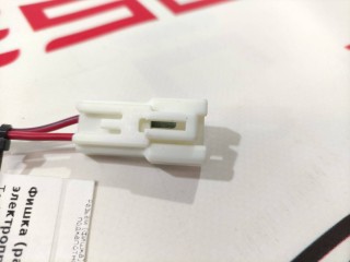 прочая запчасть, ориг. номер 1072447-82-A, 1036885-00-E, 1058358-03-C, Tesla Model X 2015-2021
