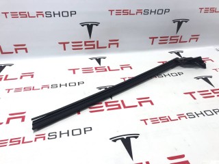 Уплотнитель стекла внутренний двери, ориг. номер 1090496-00-E, Tesla Model 3 2017-2021