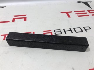 Упор настила багажника (пенопласт), ориг. номер 1084024-00-A, Tesla Model X 2015-2021