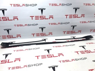 Уплотнитель крышки багажника вспомогательный, ориг. номер 1048511-00-C, Tesla Model X 2015-2021