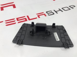 Корпус кронштейна дисплея, ориг. номер 1516779-00-C, 110113600F, Tesla Model 3 2017-2021