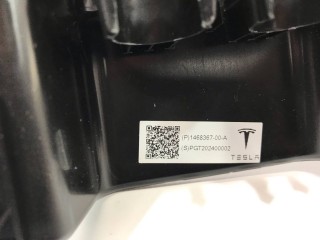 Крышка бортового компьютера, ориг. номер 1468367-00-A, Tesla Model 3 2017-2021