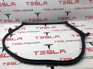 Уплотнитель проема дверного, ориг. номер 1090511-00-K, Tesla Model 3 2017-2021