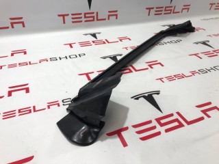 Уплотнитель стекла внутренний двери, ориг. номер 1090503-00-F, Tesla Model 3 2017-2021