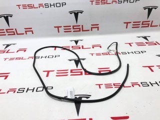 Датчик прижатия люка панорамной крыши, ориг. номер 1039448-00-V, Tesla Model S