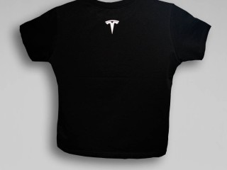 Футболка, Tesla