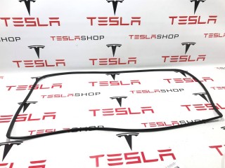 Уплотнитель люка панорамной крыши, ориг. номер 1037068-00-B, 1039593-00-B, Tesla Model S 2012-2016