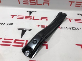 Направляющая сиденья, ориг. номер 1098705-00-C, Tesla Model 3 2017-2021