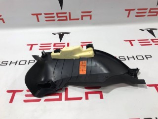 Накладка стойки С, ориг. номер 1086309-00-F, Tesla Model 3 2017-2021