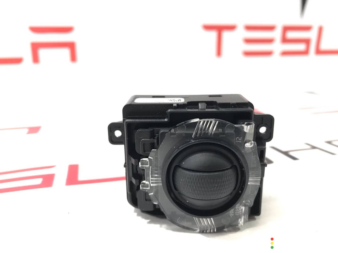 Кнопка управления на руле Tesla Model 3 2017-2021, 1094966-00-F, фото 2