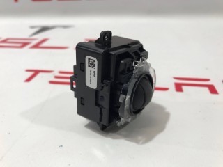 прочая запчасть, ориг. номер 1094965-00-F, Tesla Model Y 2020-2026