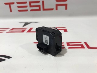 прочая запчасть, ориг. номер 1094965-00-F, Tesla Model Y 2020-2026