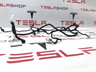 прочая запчасть, ориг. номер 1547266-00-D, Tesla Model Y 2020-2026