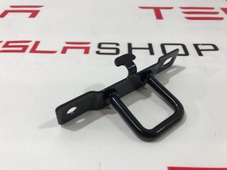 Петля фиксации сидений 2-го ряда, ориг. номер 1101865-00-A, Tesla Model 3 2017-2021