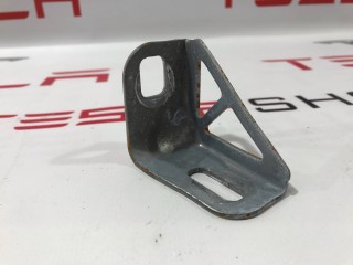 Кронштейн каркаса центральной панели, ориг. номер 1508647-00-A, Tesla Model 3 2017-2021