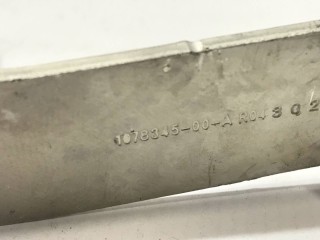 Кронштейн крепления контакта минус, ориг. номер 1078345-00-A, Tesla Model 3 2017-2021