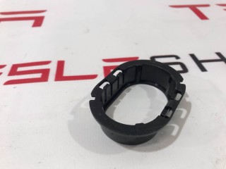 Фиксатор гофры электропроводки двери, ориг. номер 1108731-00-C, Tesla Model 3 2017-2021