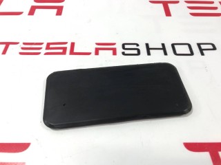 Заглушка порога кузова, ориг. номер 1110061-00-B, Tesla Model 3 2017-2021