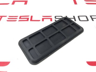 Заглушка порога кузова, ориг. номер 1110061-00-B, Tesla Model 3 2017-2021