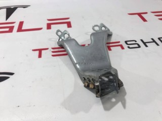 прочая запчасть, ориг. номер 1100561-00-E, 1082314-00-A, Tesla Model 3 2017-2021