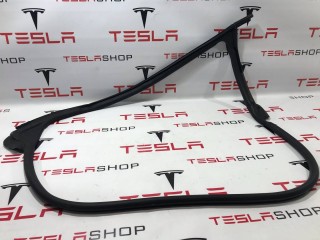 Уплотнитель проема дверного, ориг. номер 1090499-00-K, Tesla Model 3 2017-2021