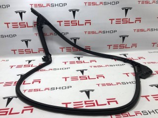 Уплотнитель проема дверного, ориг. номер 1090499-00-K, Tesla Model 3 2017-2021