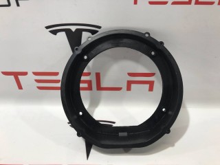 Подиум динамика, ориг. номер 1000375-001, 1004833-04-A, Tesla Model S 2012-2016
