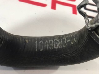 Шланг от насоса охлаждающей жидкости, ориг. номер 1049683-00-A, Tesla Model S 2012-2016
