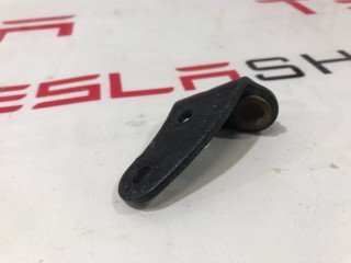 прочая запчасть, ориг. номер 1011641-00-B, Tesla Model S 2012-2016