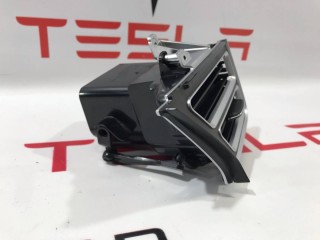 прочая запчасть, ориг. номер 6007629-00-C, 1096878-00-B, 1061732-00-B, Tesla Model X 2015-2021