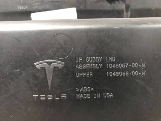 прочая запчасть, ориг. номер 1018893-00-E, 1045057-00-C, Tesla Model X 2015-2021