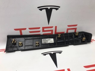 прочая запчасть, ориг. номер 1002301-08-B, 1002302-00-A, Tesla Model X 2015-2021