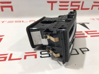 прочая запчасть, ориг. номер 6006016-00-D, Tesla Model S 2012-2016