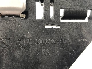 Кронштейн мотора привода люка, ориг. номер 1003242-00-A, Tesla Model S 2012-2016