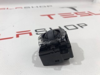 Кнопка управления на руле, ориг. номер 1583975-00-A, Tesla Model 3 2017-2021