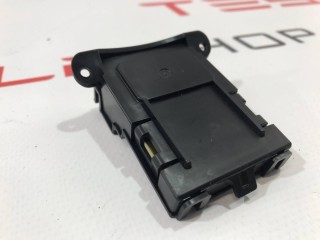 прочая запчасть, ориг. номер 1095222-00-N, 1101556-03-C, Tesla Model Y 2020-2026