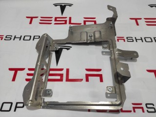 Кронштейн блока управления люком, ориг. номер 1013496-00-E, Tesla Model S 2012-2016
