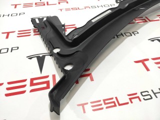 Подкапотная накладка стеклоочистителей, ориг. номер 1008976-00-E, Tesla Model S 2012-2016