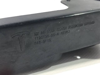 Накладка привода двери, ориг. номер 1120136-00-A, Tesla Model X 2015-2021