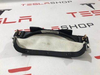 Накладка декоративная рулевой колонки, ориг. номер 1008303-01-D, Tesla Model S 2012-2016