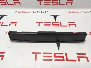 Крепление багажника, ориг. номер 1009175-00-D, Tesla Model S 2016-2021