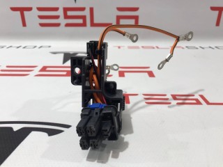 Разъём высоковольтный 600V основной батареи, ориг. номер 1091457-00-D, Tesla Model 3 2017-2021