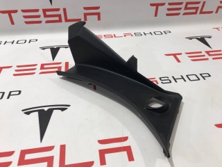 Накладка багажного проема наружная, ориг. номер 1021438-00-D, 1006675-00-D, Tesla Model S 2012-2016