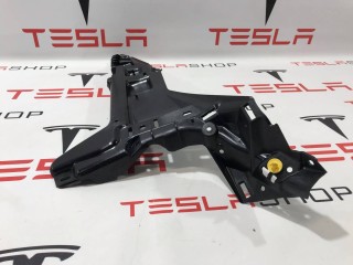 прочая запчасть, ориг. номер 1009272-00-E, Tesla Model S 2012-2016