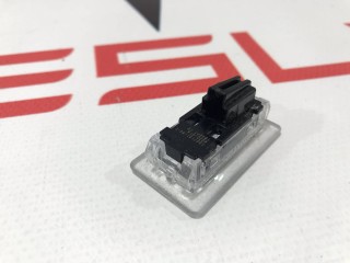 прочая запчасть, ориг. номер 1007151-70-E, Tesla Model Y 2020-2026