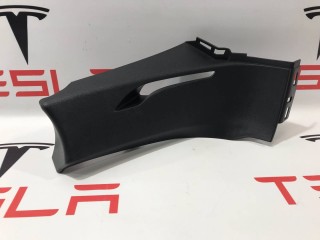 Накладка ремня безопасности стойки С, ориг. номер 1024732-00-A, Tesla Model S 2012-2016